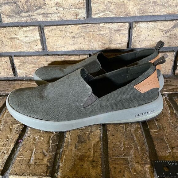 Green merrell slip ons - Picture 3 of 6